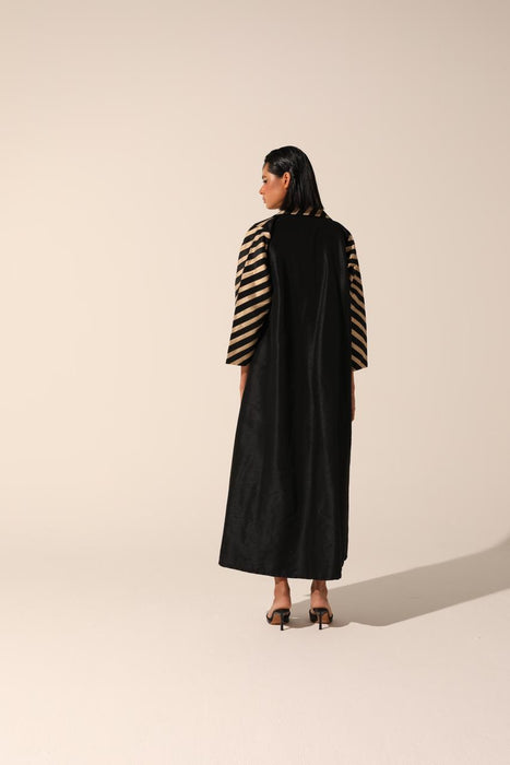 Contrast-Striped Abaya in Silk