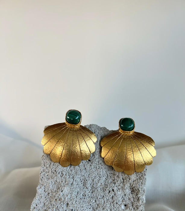 Malachite shell earring