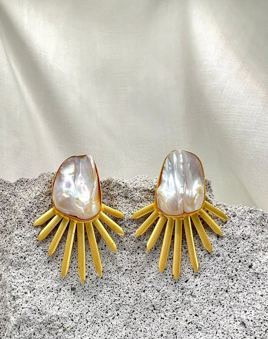 Star Gold Pleated Earrings