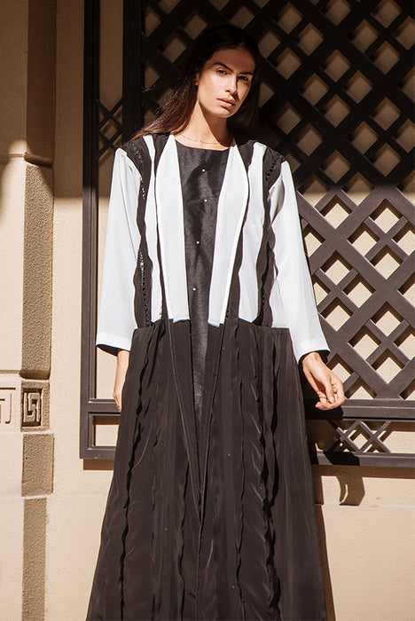 Ruffled Monochromatic Abaya