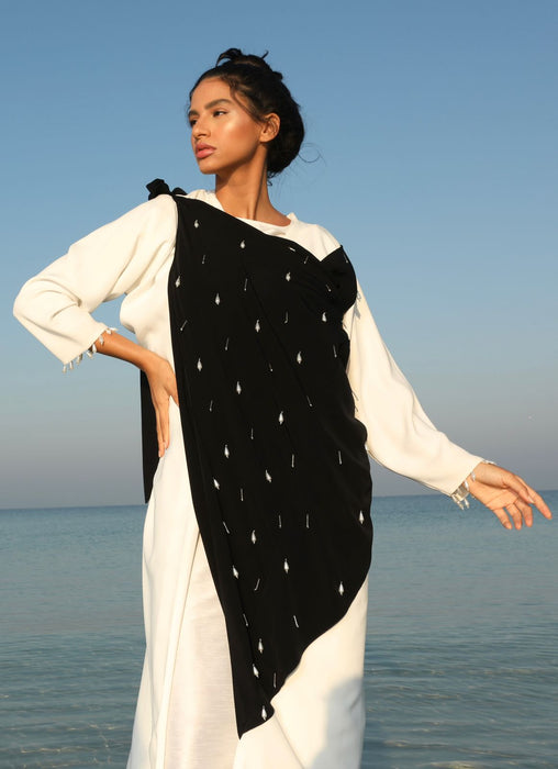 MAYA EMBELLISHED ABAYA